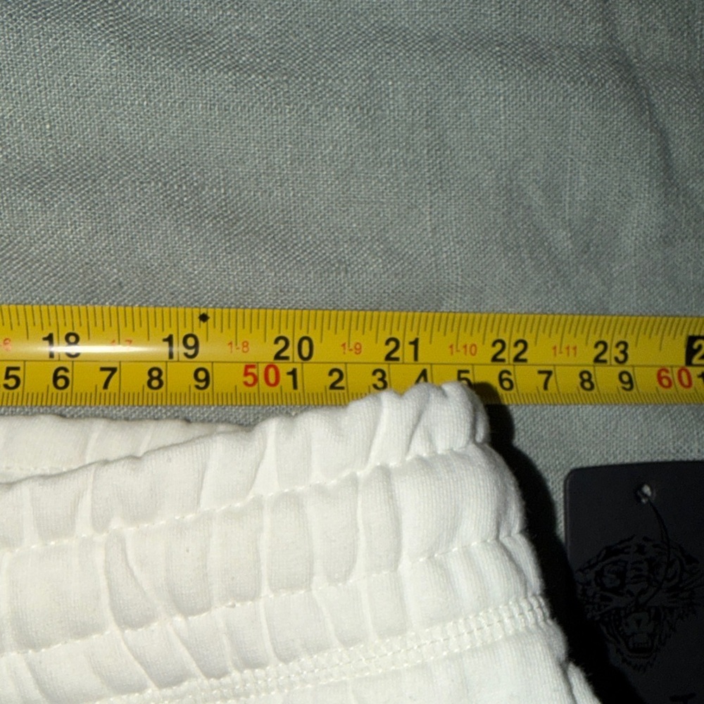 Ed Hardy White Sweatpants with Graphic Design - Picture 8 of 8